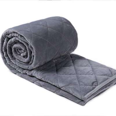 One Piece Design Quilted Fleece Travel Blanket